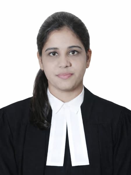 Adv. Pooja Salunke