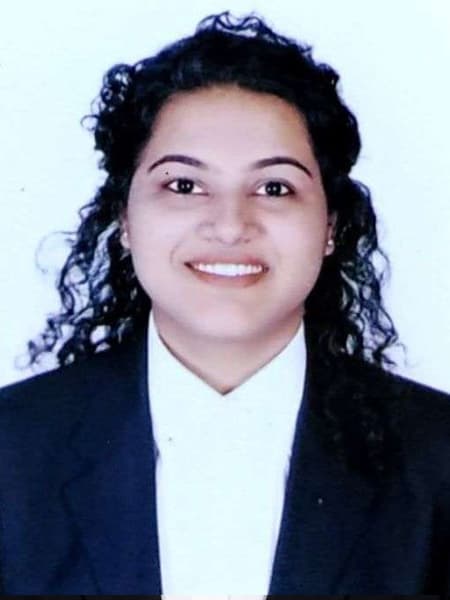 Adv. Rasika Kushte